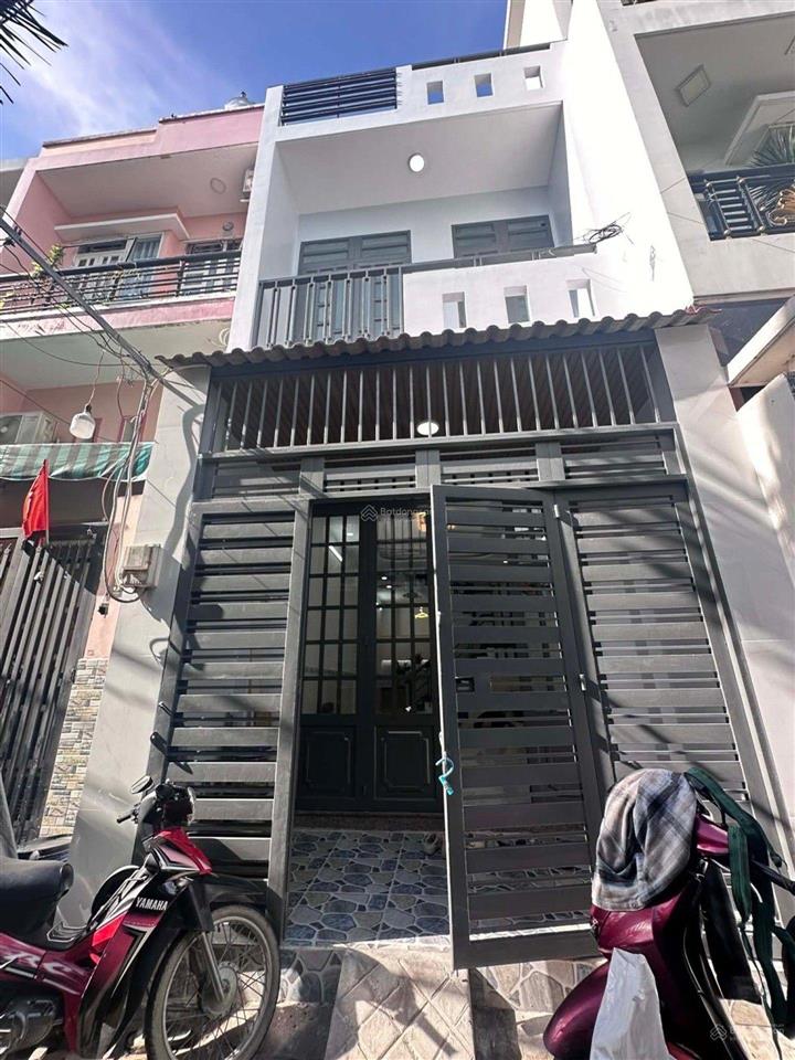 4,95 tỷ. nhà 2 tầng lê văn quới  gò xoài 4x12m  3pn hẻm thông thoáng, sổ đẹp nở hậu