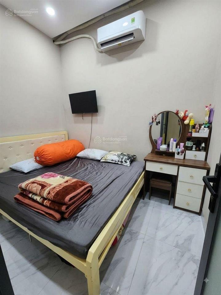 Nhà 2 tầng btct kiên cố hương lộ 2, ngay ngã tư 4xã4x9m 1trệt 1lầu 3pnhẻm xe hơishr hoàn công đủ