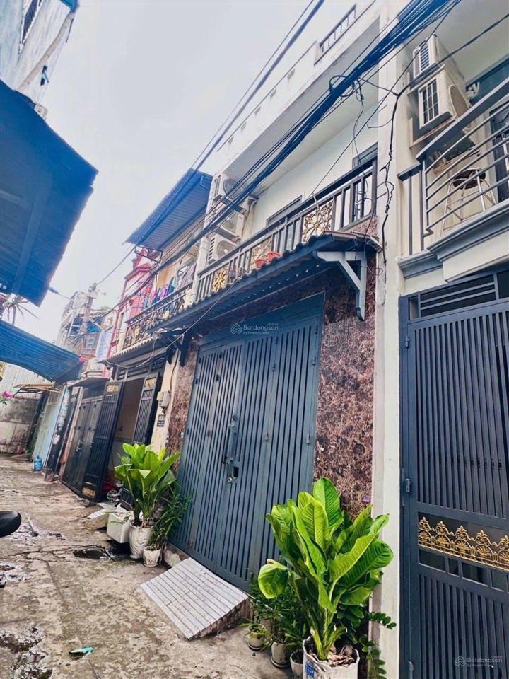 Nhà 2 tầng btct kiên cố hương lộ 2, ngay ngã tư 4xã4x9m 1trệt 1lầu 3pnhẻm xe hơishr hoàn công đủ