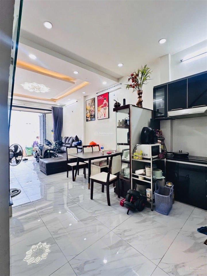 Nhà 2 tầng btct kiên cố hương lộ 2, ngay ngã tư 4xã4x9m 1trệt 1lầu 3pnhẻm xe hơishr hoàn công đủ