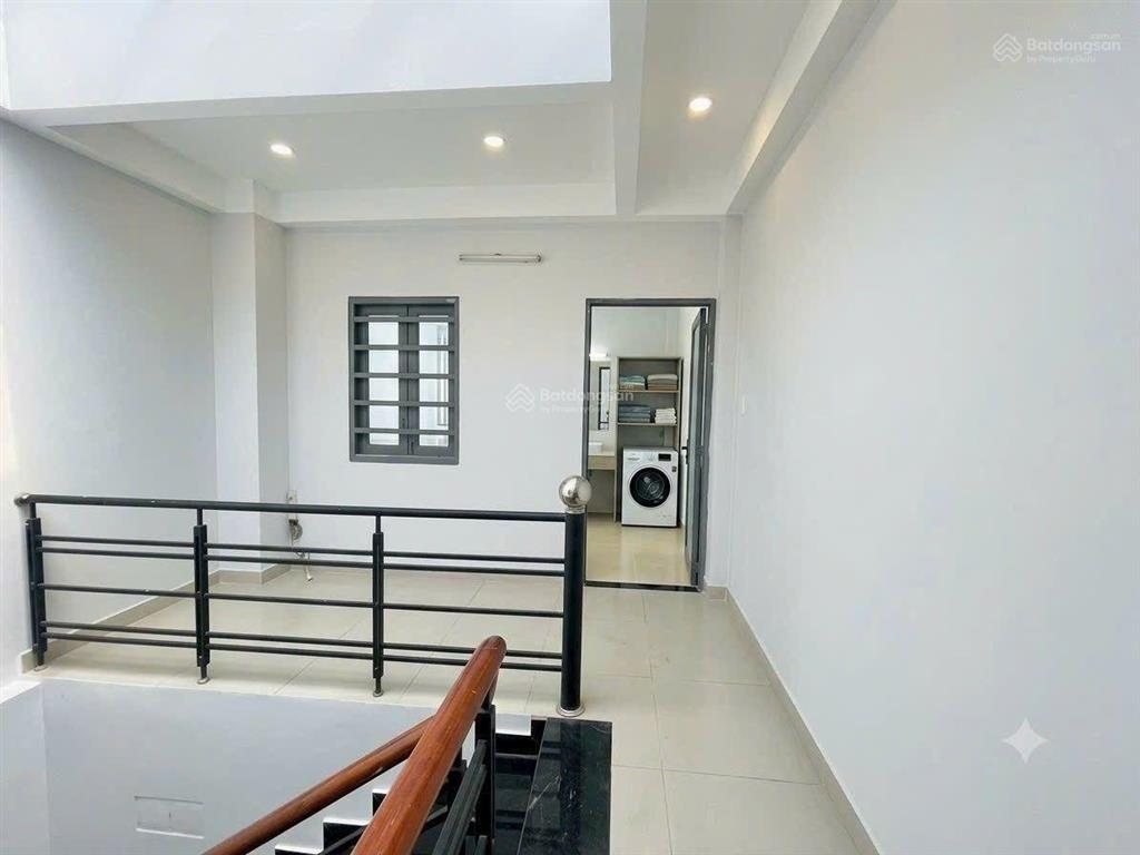 5 tỷ nhỉnh nhà 3 tầng btct ngay aeon tân phú  4x16m, 2pn, 3wc, hẻm 6m xe tải tránh  shr hc
