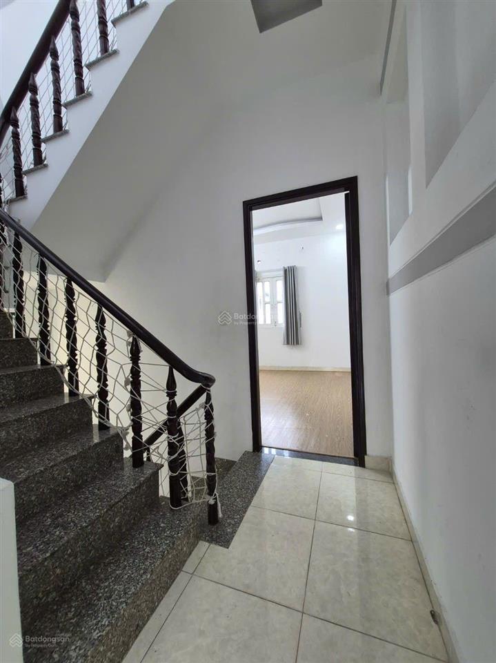 5 tỷ nhỉnh  nhà 3 tầng btct hương lộ 2  3pn  hẻm xe tải  shr  không lg  hc