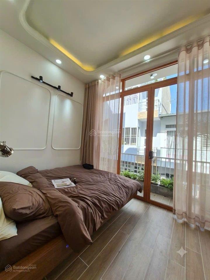 Ngôi nhà đẹp như mơ  ngay aeon tp  3 tầng + sân thượng rất chill 3pn hẻm xe hơi k lộ giới hc