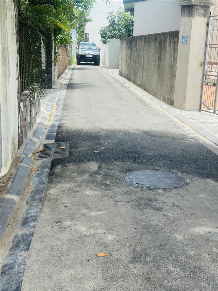Phúc thịnh sẵn nhà 3 tầng lô góc, oto 7 chỗ đỗ cửa. sẵn sách vali về ở. tài chính nhỉnh 4 tỉ