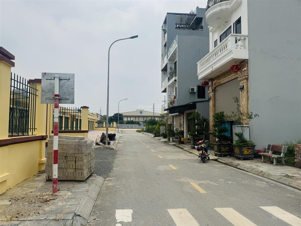 Đất đẹp thông số vàng phúc thịnh 73.1m2 mt 5,4m 3 bước ra đến chợ ngõ oto tránh thông thông tứ phía