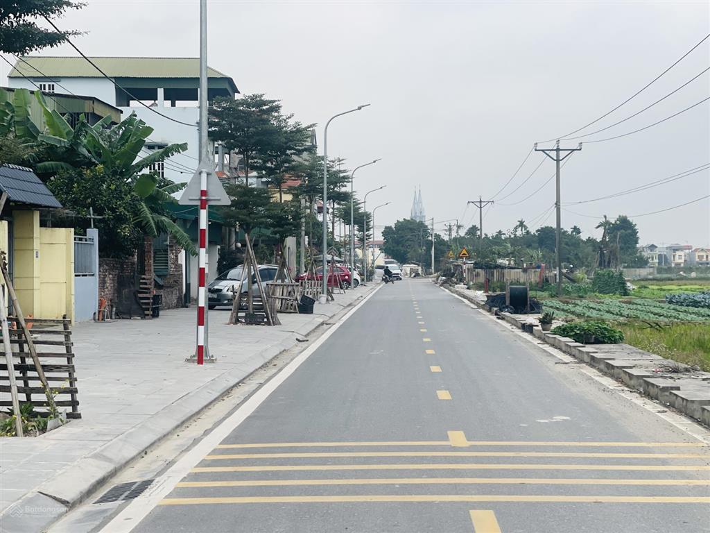 Đường đẹp oto tránh  vỉa hè kinh doanh lô đất 2 mặt thoáng tại sơn du phúc thịnh