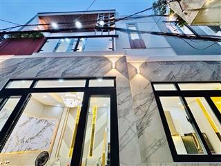 Vi sao nhà chưa đến 5 tỷ giáp ranh qhận 1  mới xây chờ chủ  hẻm thông an ninh