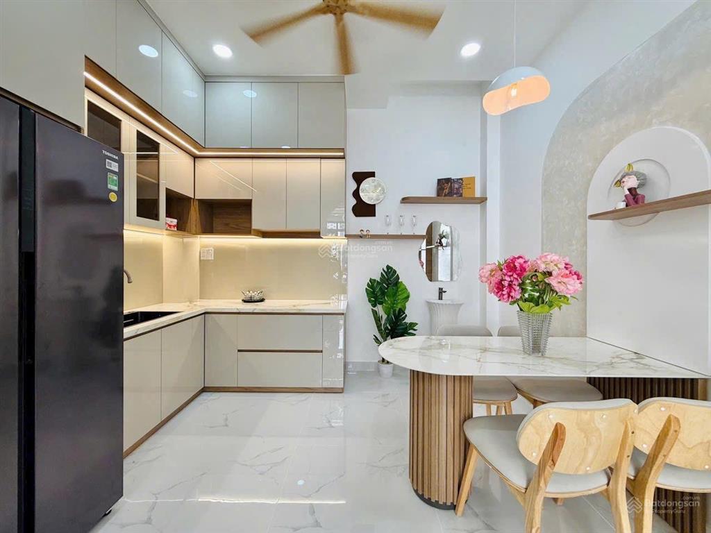 Có đáng mua ?  giá 6,7 tỷ  hẻm 1 trục gần chợ bà chiểu  khu văn hoá  nhà mới tinh khô