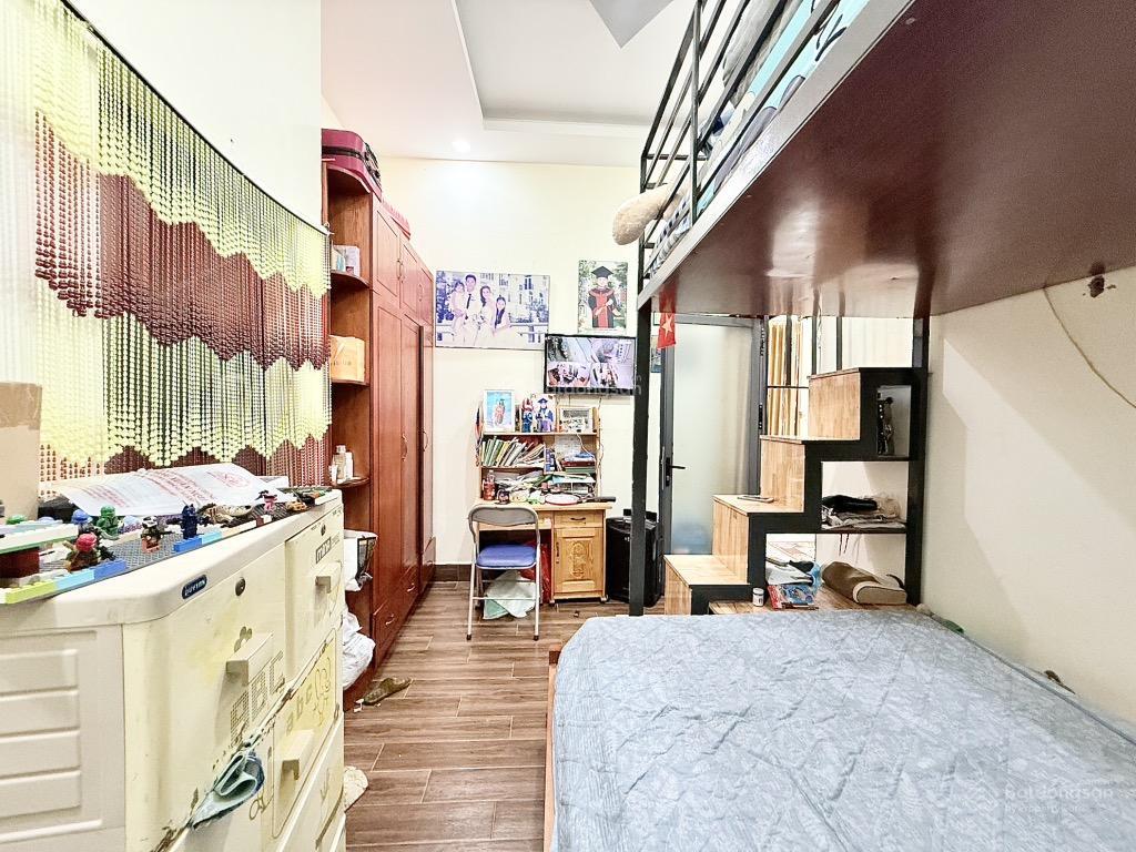 (giá tốt) nhà mới nguyên hồng  105 m2  shr  sát mặt tiền  giá 7,5 tỷ