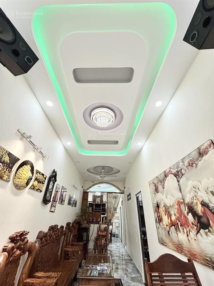 (giá tốt) nhà mới nguyên hồng  105 m2  shr  sát mặt tiền  giá 7,5 tỷ