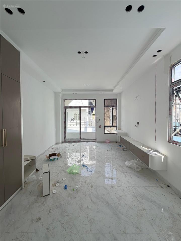 [ giáp bình thạnh ] nhà mới 100 % tú mỡ ,56 m2 , 4 tầng 3 pn ,gìa 8,9 tỷ