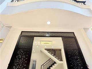 [ gần chợ cây quéo ] nhà mới shr đường nguyễn thượng hiền ,4 tầng 5pn ,60 m2 giá 8 2 tỷ