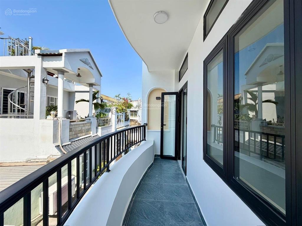 [ gần chợ cây quéo ] nhà mới shr đường nguyễn thượng hiền ,4 tầng 5pn ,60 m2 giá 8 2 tỷ