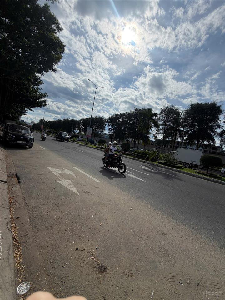Hàng phát mãi ngân hàng, rẻ hơn thị trường 7tỷ góc mặt tiền nguyễn tất thành, đối diện kđt đa phước