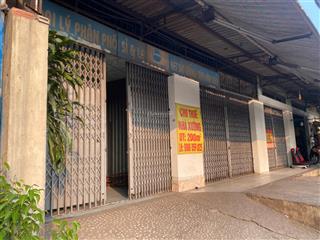 Cho thuê nhà mặt phố làm kho  xưởng  nhà ở tại hóc môn 200m2, giá cực chất (có thương lượng)