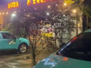 Bán đất ngang 4m dài 42m mặt tiền đường phạm hùng ngay nhà hàng amazing