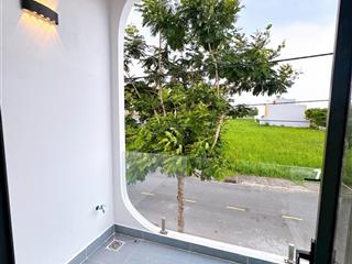 Bán nhà mới xây, đường 17m, 80m2, giá chỉ 4.43 tỷ