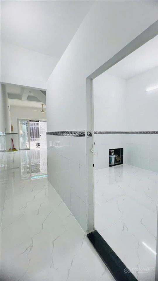 Bán nhà đường lê văn lương, phước kiển, hẻm xe hơi, giá 5,5 tỷ