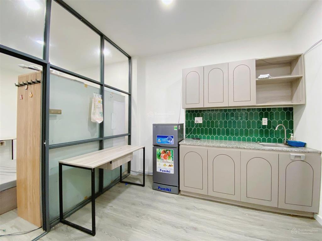 Cho thuê 1pn tách bếp có máy giặt riêng ngay nguyễn gia trí (d2) gần metro tân cảng