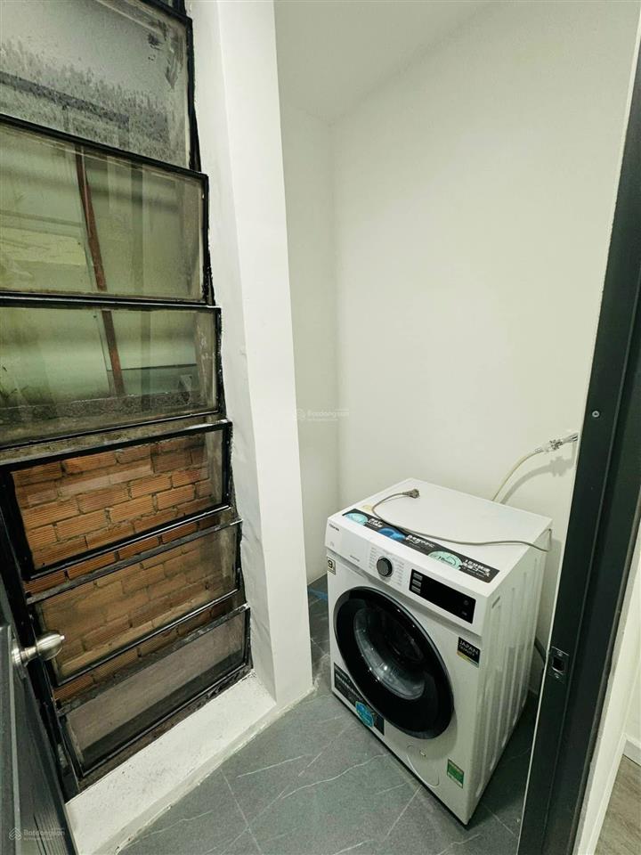 Cho thuê 1pn tách bếp có máy giặt riêng ngay nguyễn gia trí (d2) gần metro tân cảng