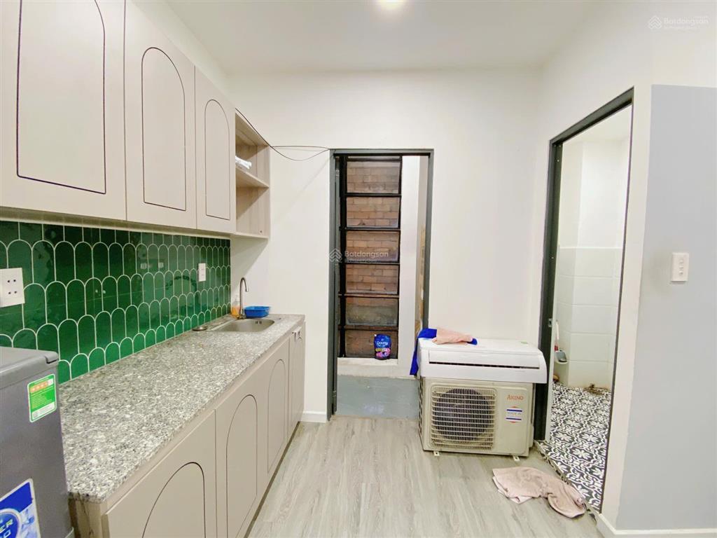 Cho thuê 1pn tách bếp có máy giặt riêng ngay nguyễn gia trí (d2) gần metro tân cảng