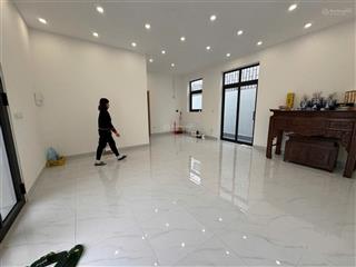 Chính chủ cho thuê nhà cấp 4 tại kiên thành, diện tích 220m2 cả sân vườn, thích hợp làm kho và fnb