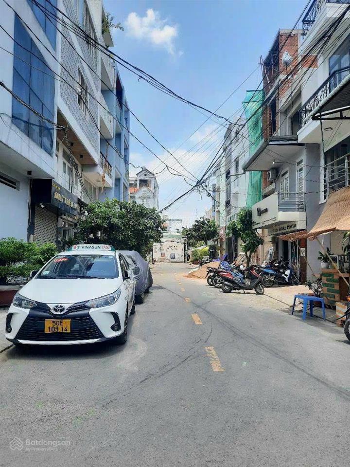 Ngộp! bán gấp lô đất hxh phạm văn đồng dt 7x16m kc nhà cấp 4 giá 12,5 tỷ cách đh văn lang 150m