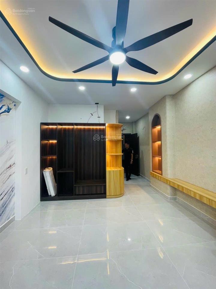 Bán chdv 5 tầng thang máy ngay gần đh văn lang p13 bình thạnh(4x20m)10 phòng cho thuê 50tr/tháng