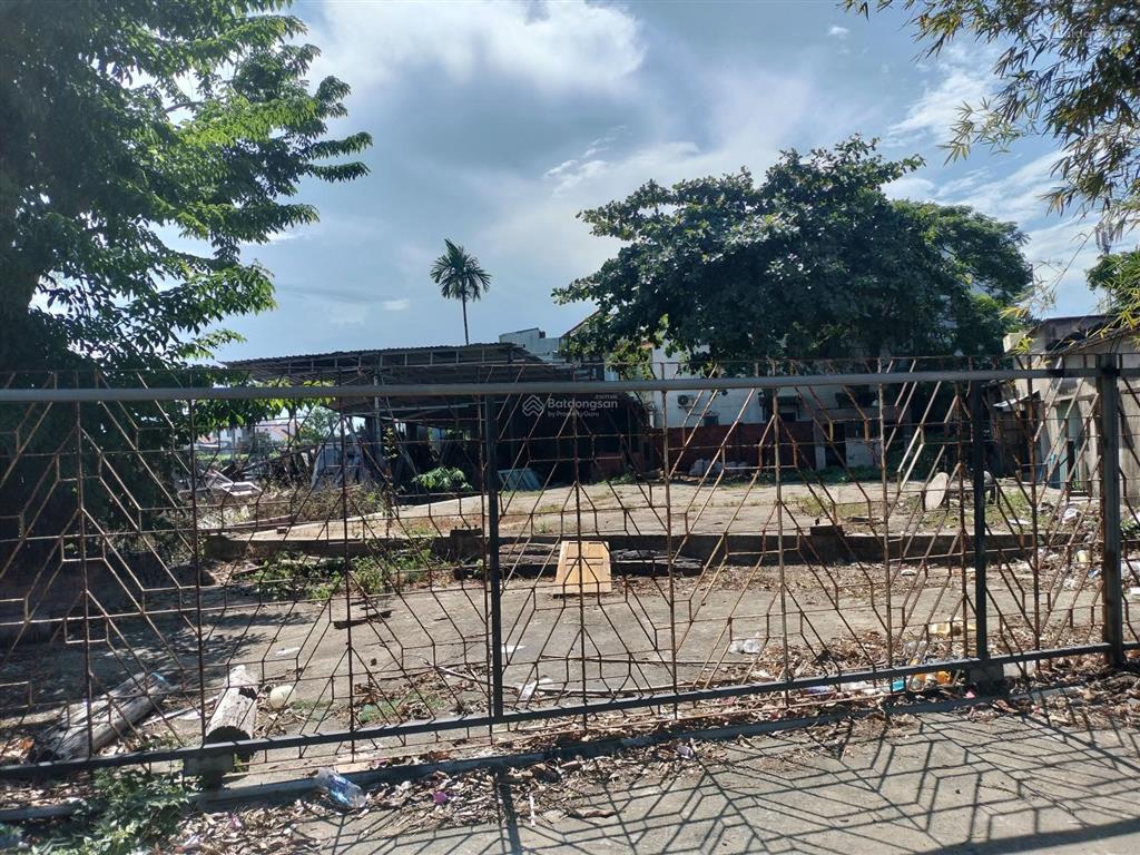 Bán đất mt hai bà trưng  trà quế