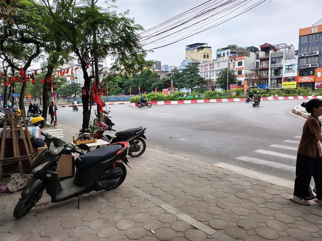 Nhà mặt phố vũ tông phan (đường 8m) gần cầu thượng đình vành đai 2.5  chính chủ