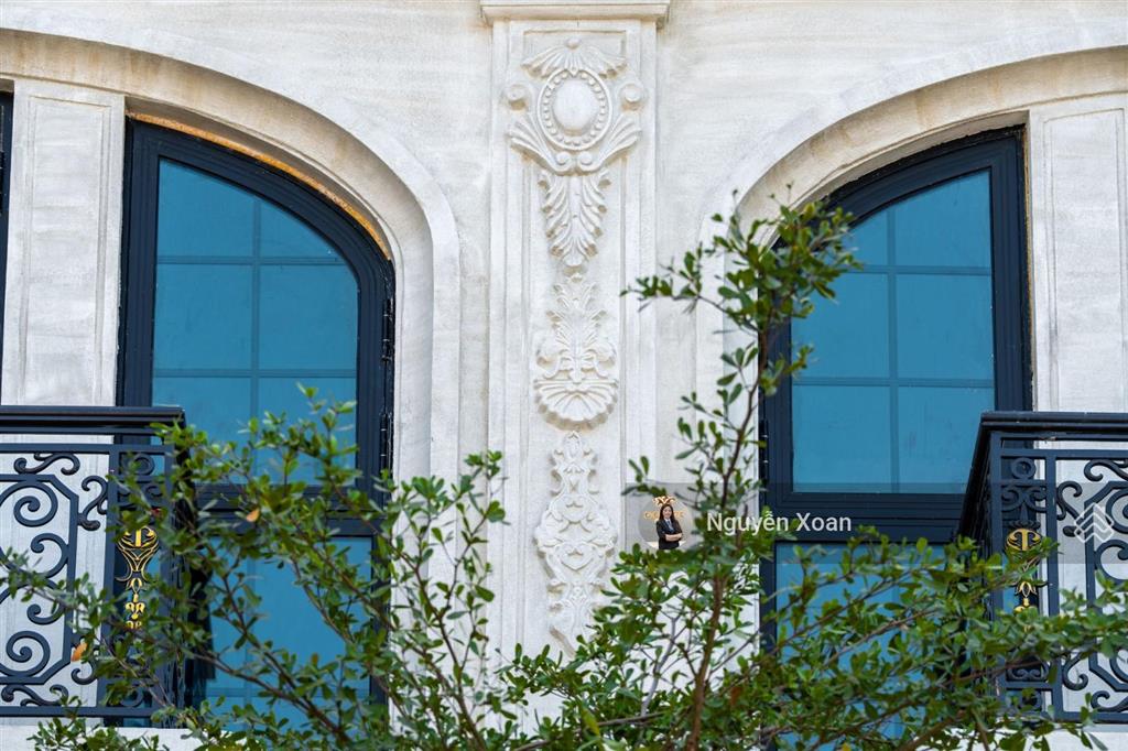 V597.5m2 căn áp góc, xây 5 tầng  mặt công viên 8.3ha dự án noble palace tây thăng long. giá 22 tỷ