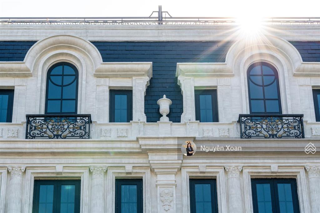 V597.5m2 căn áp góc, xây 5 tầng  mặt công viên 8.3ha dự án noble palace tây thăng long. giá 22 tỷ