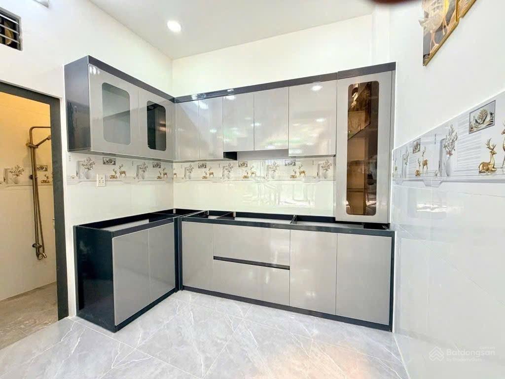 Hẻm xe hơi 5m đường số 5a sát lê thúc hoạch tân phú, nhà mới 2 tầng không quy hoạch 4x8m chỉ 4.5 tỷ