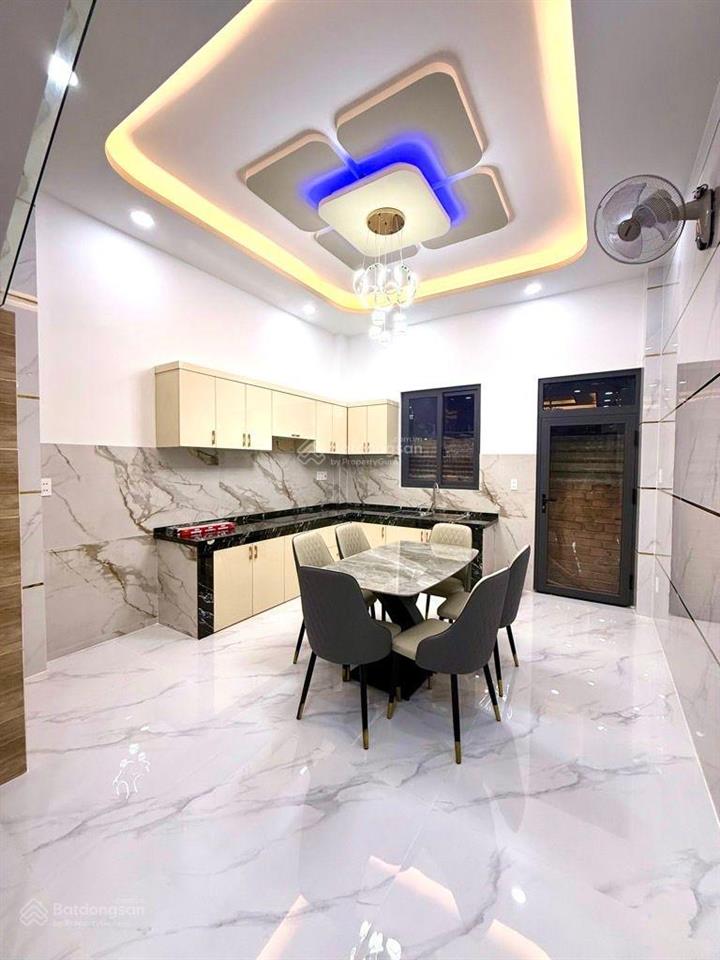 Khu phân lô cao tầng đồng bộ lê văn quới sát 4 xã, 4 tầng mới xây full nội thất 4x14 chỉ hơn 6 tỷ