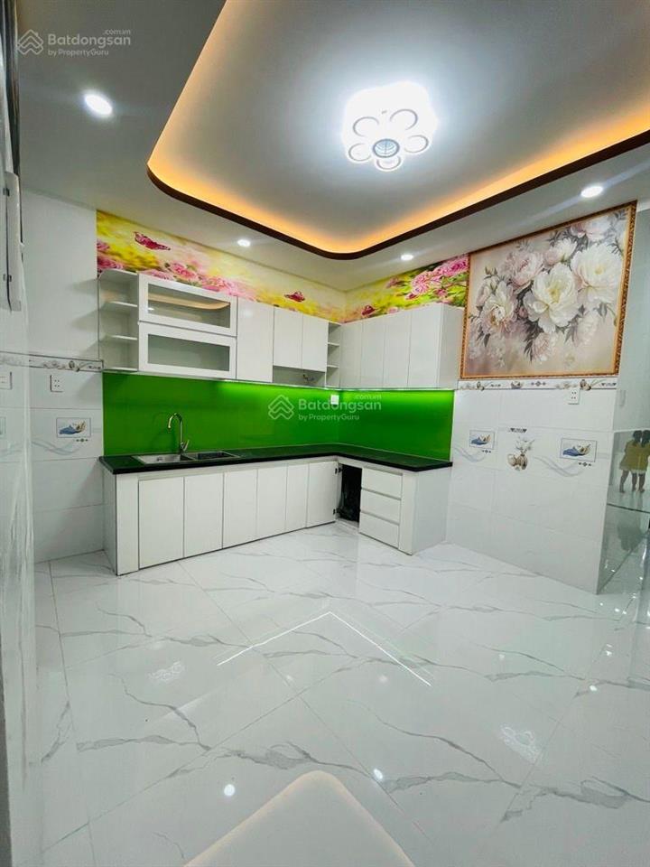 74m2, 4 phòng ngủ, nhà mới 2 tầng hẻm xe hơi sát gò xoài, giáp lê thúc hoạch tân phú, chỉ hơn 5 tỷ
