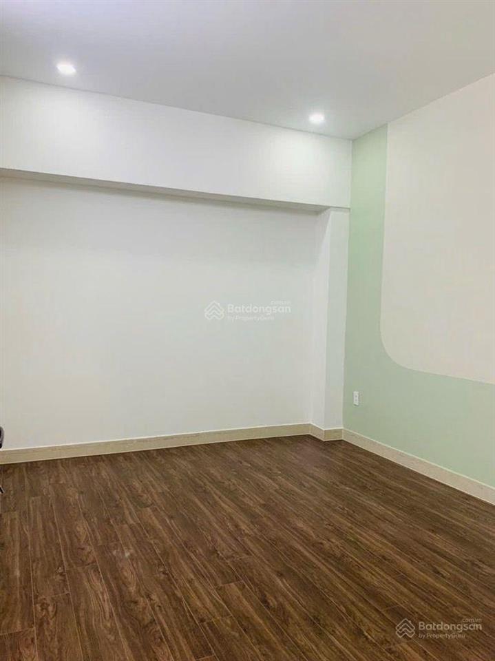 Tô hiệu tân phú, nhà mới 2 tầng 56m2, 3 phòng ngủ, chỉ loanh quanh 6tỷ, ngay hoà bình vô trung tâm