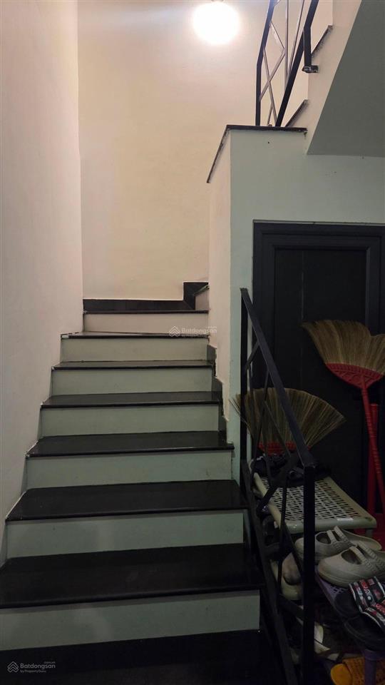Bán nhà mới 2 tầng gò dầu tân phú, 4.2x13m, hẻm xe hơi tới cửa, chỉ loanh quanh 5 tỷ