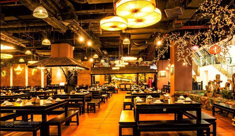 Cho thuê mặt phố hàng cót 250m2 4 tầng mặt tiền 17m cực đẹp