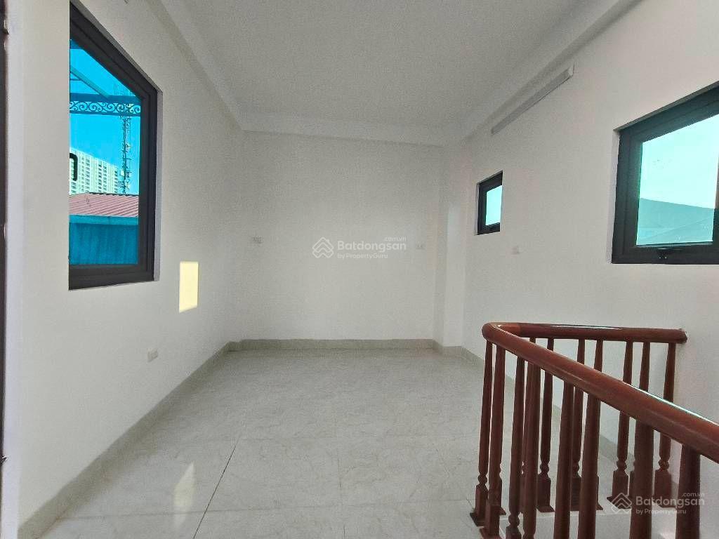 Bán nhà thanh nhàn  ngõ thông ô tô qua nhà  kinh doanh đỉnh. giá 8,68 tỷ.  0779 548 ***