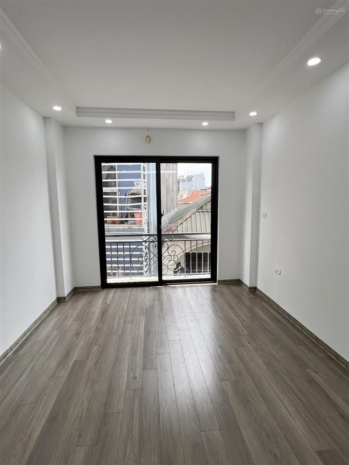 Bán nhà trương định  ô tô qua nhà  ngõ thông  6 tầng thang máy xây mới  35m2. giá 7,8 tỷ
