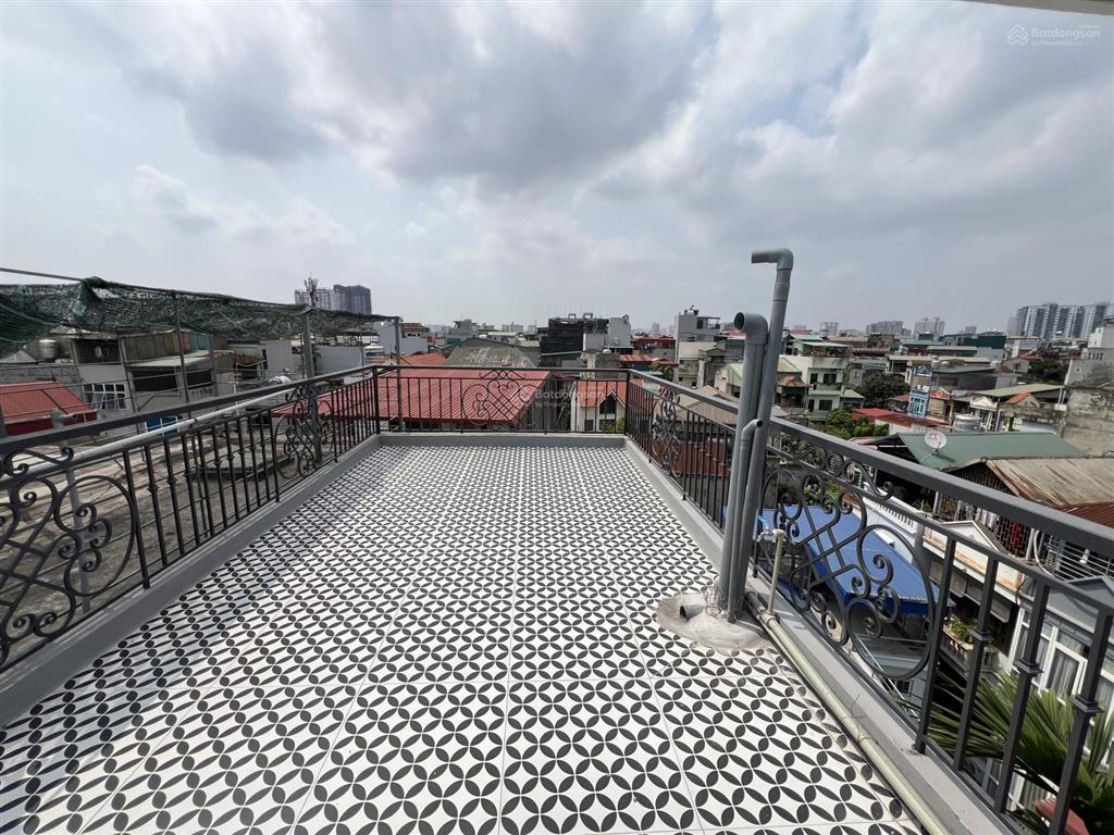 Bán nhà trương định  ô tô qua nhà  ngõ thông  6 tầng thang máy xây mới  35m2. giá 7,8 tỷ