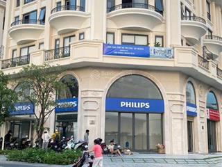 Duy nhất shophouse có hầm 3 mặt tiền đinh thị thi 30m 1,6ty/năm có hợp đồng thuê sổ sẵn ck 30%