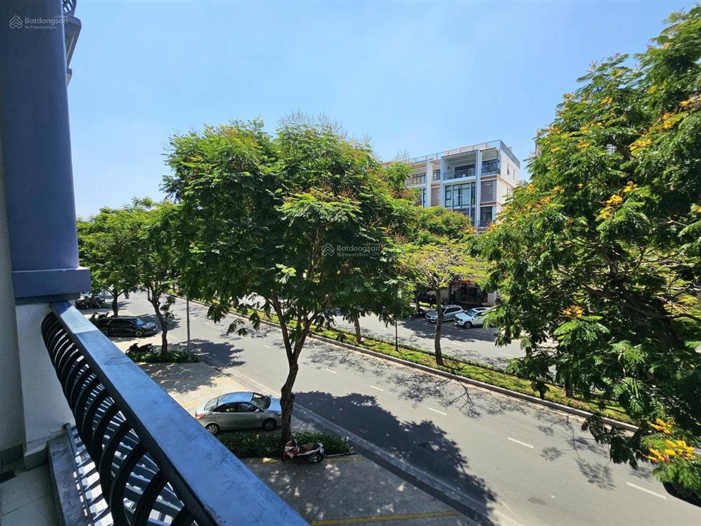 Shophouse nguyễn thị nhung nhà sẵn bàn giao, sổ hồng sẵn căn giá tốt nhất ưu đãi 30% đến 31/05/2026
