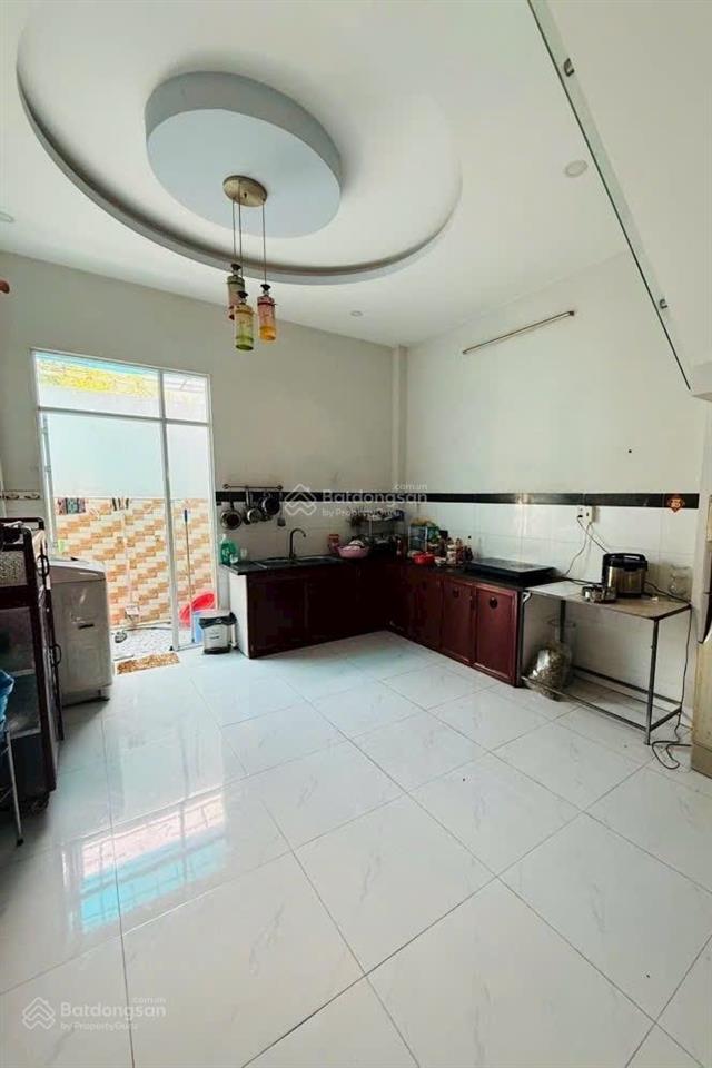 Nhà cao cửa rộng  4 tầng kiên cố  đường xe tải nguyễn cửu phú ba5.tkb47a4b