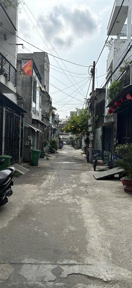 Bán nhà cập tl10.gần kh.u tê.n lử.a hẻm xe hơi 5x18 5,58 t.ỷ(ldc18)