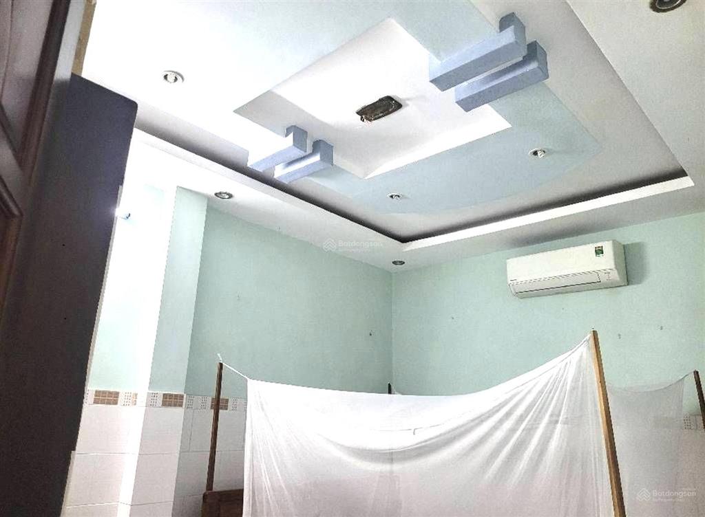 Bán nhà liền kề khu tên lửa hẻm xe tải 3 lầu 8x20 (22.1.lđc)