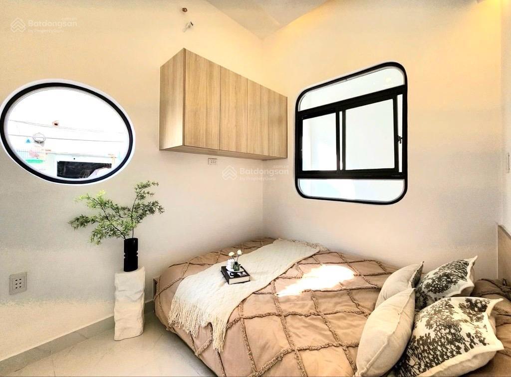 Bán nhà mới tl10.gần khu tên lửa ngang 5m bề thế 3tầng hẻm xe tải chỉ hơn 5tỷ