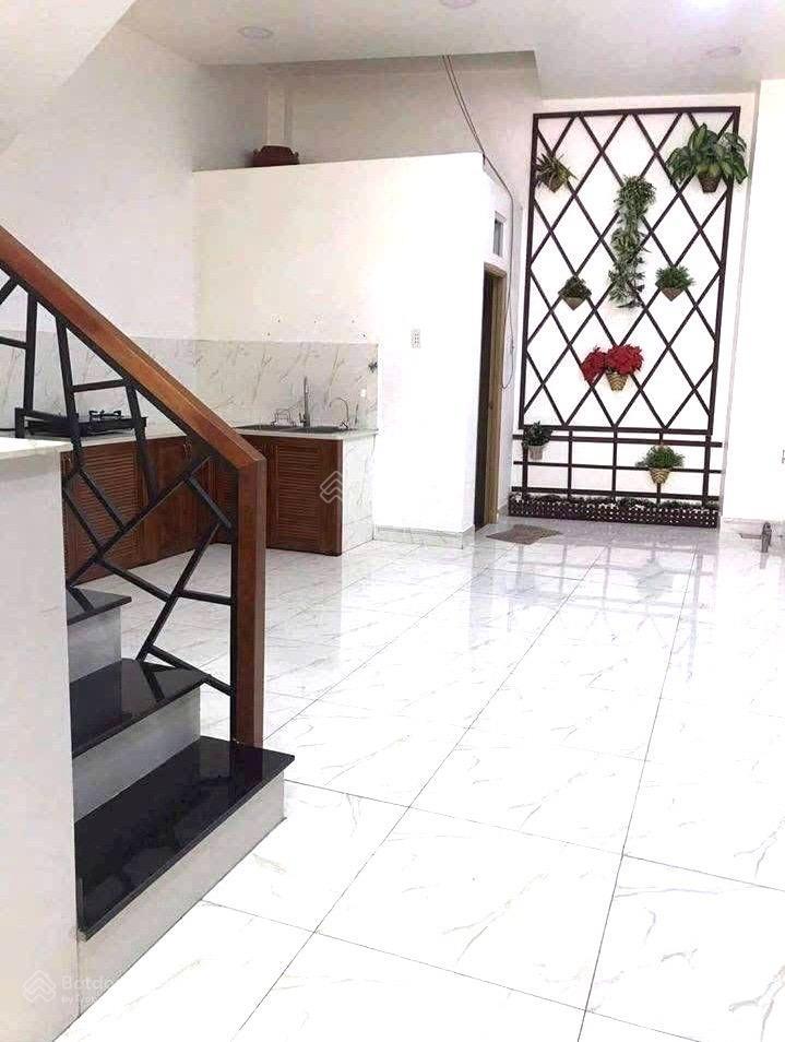 Bán nhà nguyễn văn luông q6 gần vòng xoay phú lâm hẻm 6m 3tầng 5x14 chỉ hơn 7tỷ