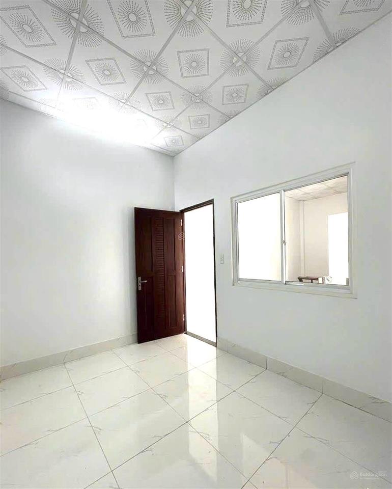 Bán nhà tl10. ngay chợ da xà mới gần khu tên lửa ngang khủng 7,2m2 hẻm xe tải thông chỉ hơn 5 tỷ