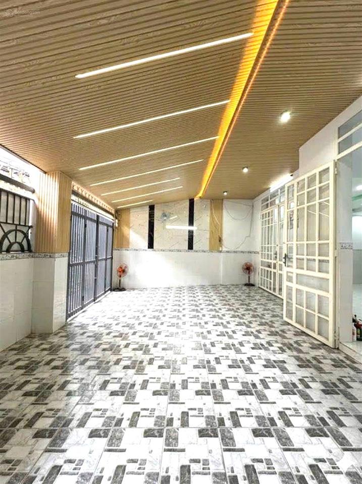 Bán nhà tl10. ngay chợ da xà mới gần khu tên lửa ngang khủng 7,2m2 hẻm xe tải thông chỉ hơn 5 tỷ